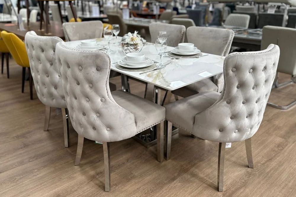 DINING TABLES & CHAIRS